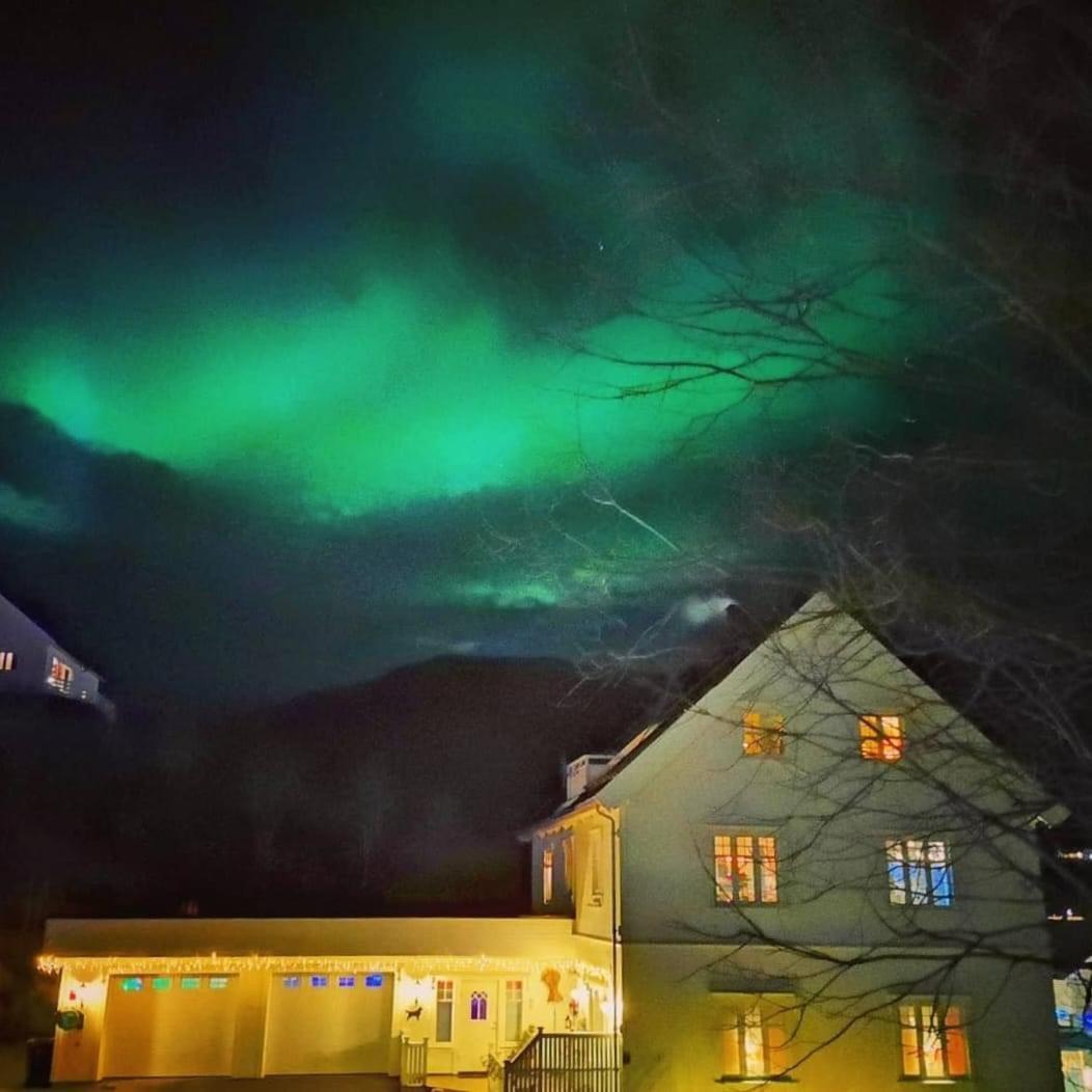 2. Etg I Dampskipsbrygga, Lodingen Havn Exterior photo